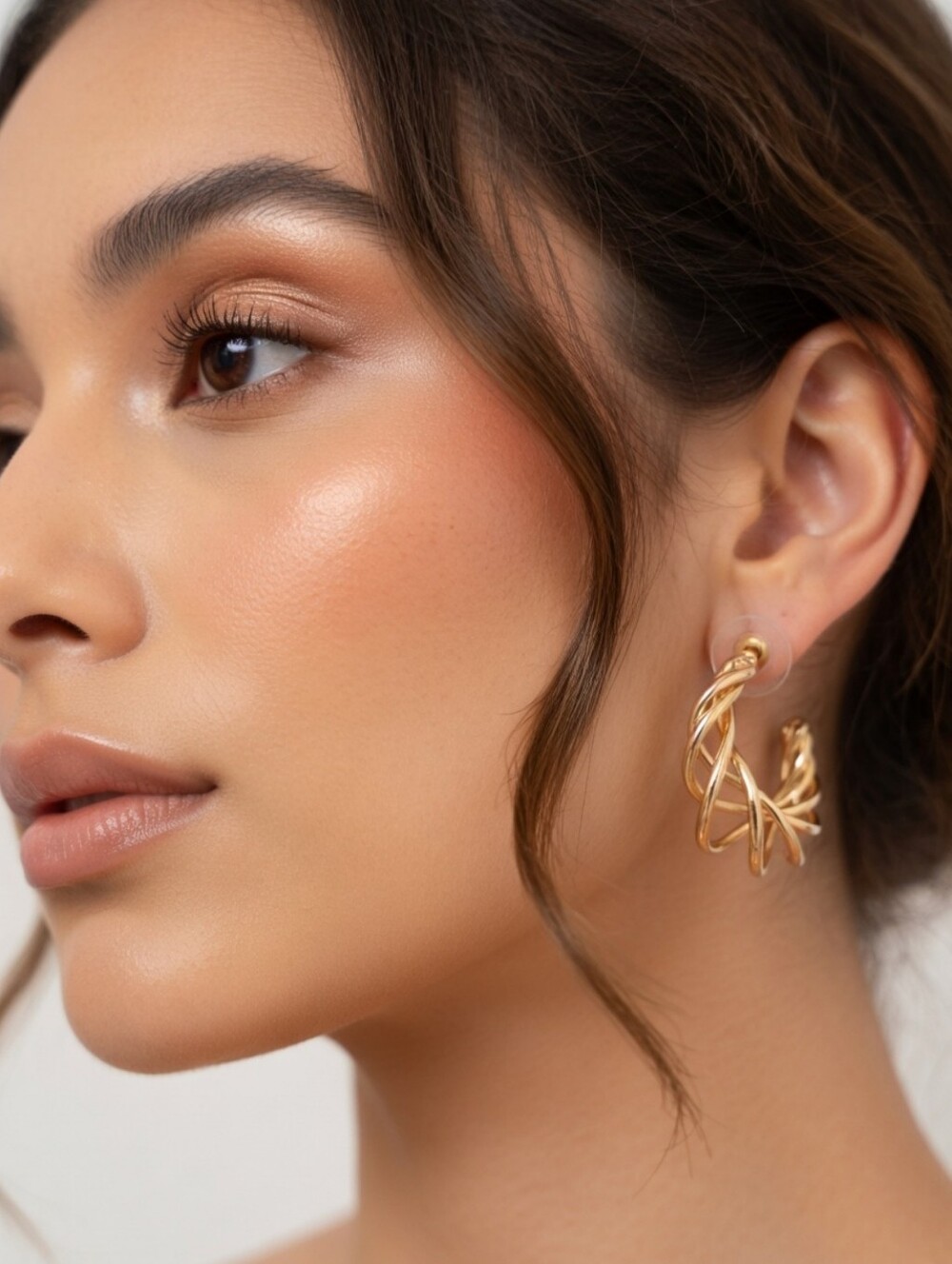 Free - Twist Hoop Goldtone Earrings A2